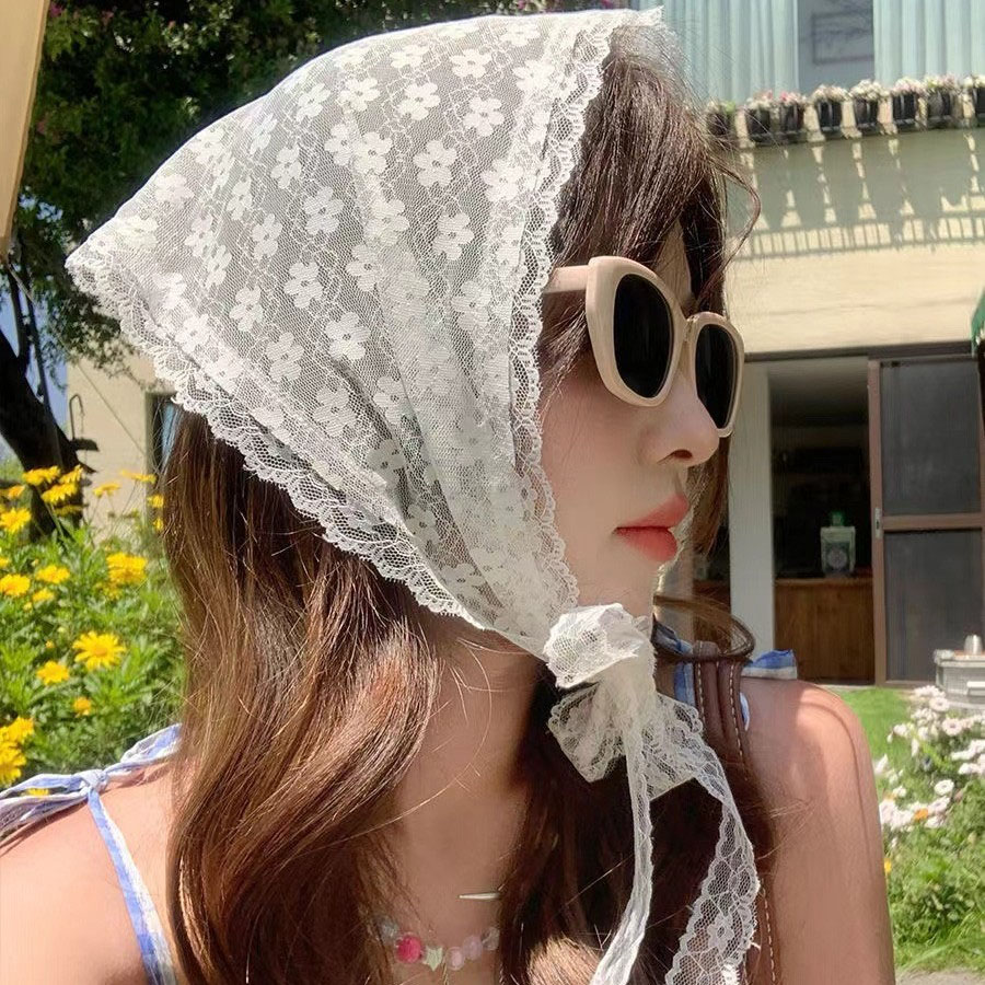 1PC Triangle Lace Scarf White  - огляд і ціна Travel Accessories Aesthetic